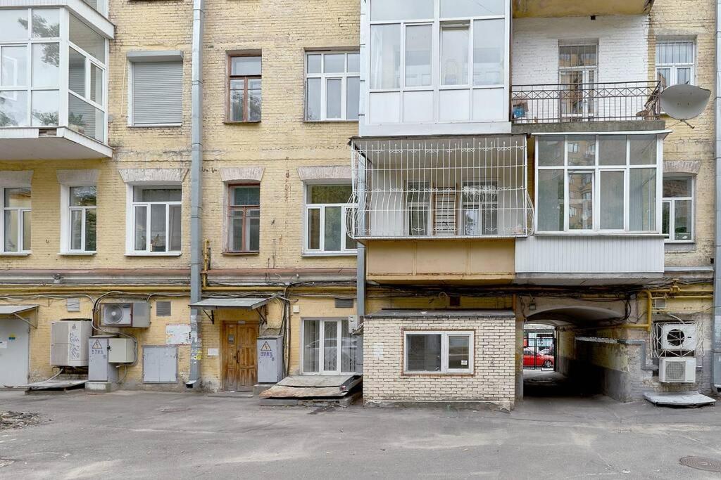 Лофт 100 М2 - Три Раздельных Спальни Улица Бассейная 13 Метро Дворец Спорта เคียฟ ภายนอก รูปภาพ